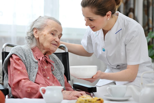 homemaking-assistance-for-seniors-with-limited-mobility
